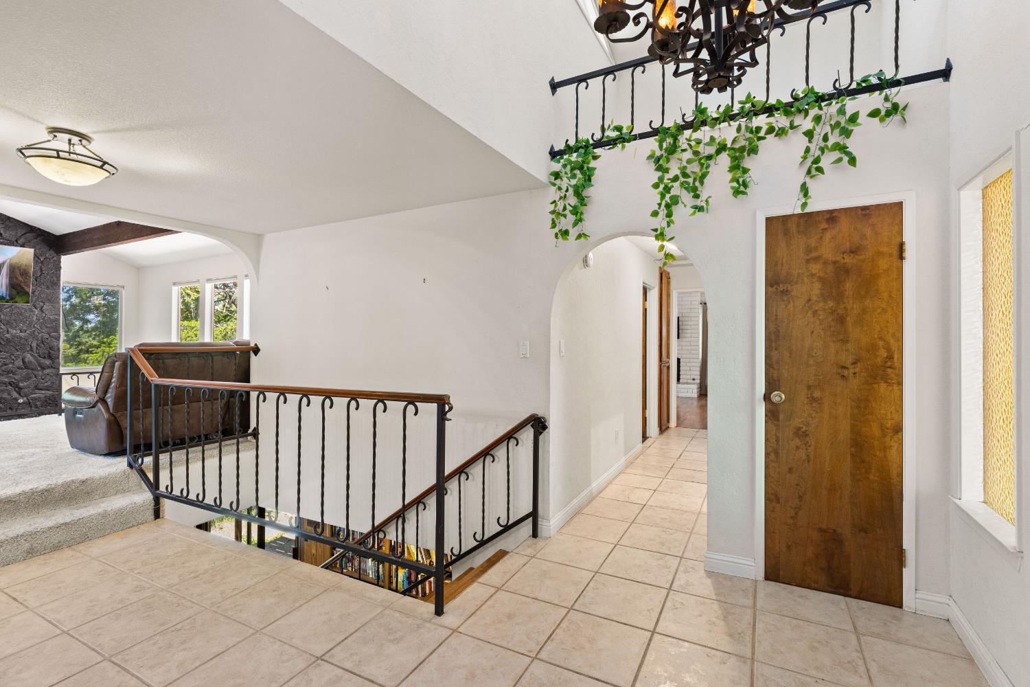 Colfax, California, 95713, United States, 4 Bedrooms Bedrooms, ,3 BathroomsBathrooms,Residential,For Sale,1927912