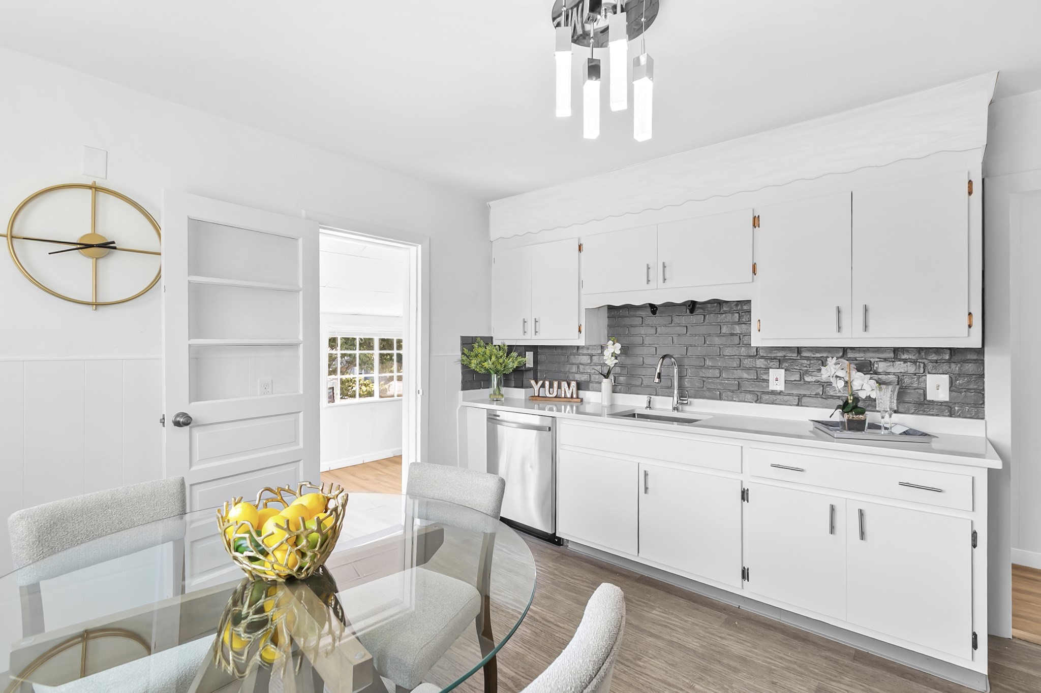 Revere, Massachusetts, 02151, United States, 5 Bedrooms Bedrooms, ,2 BathroomsBathrooms,Residential,For Sale,1914063
