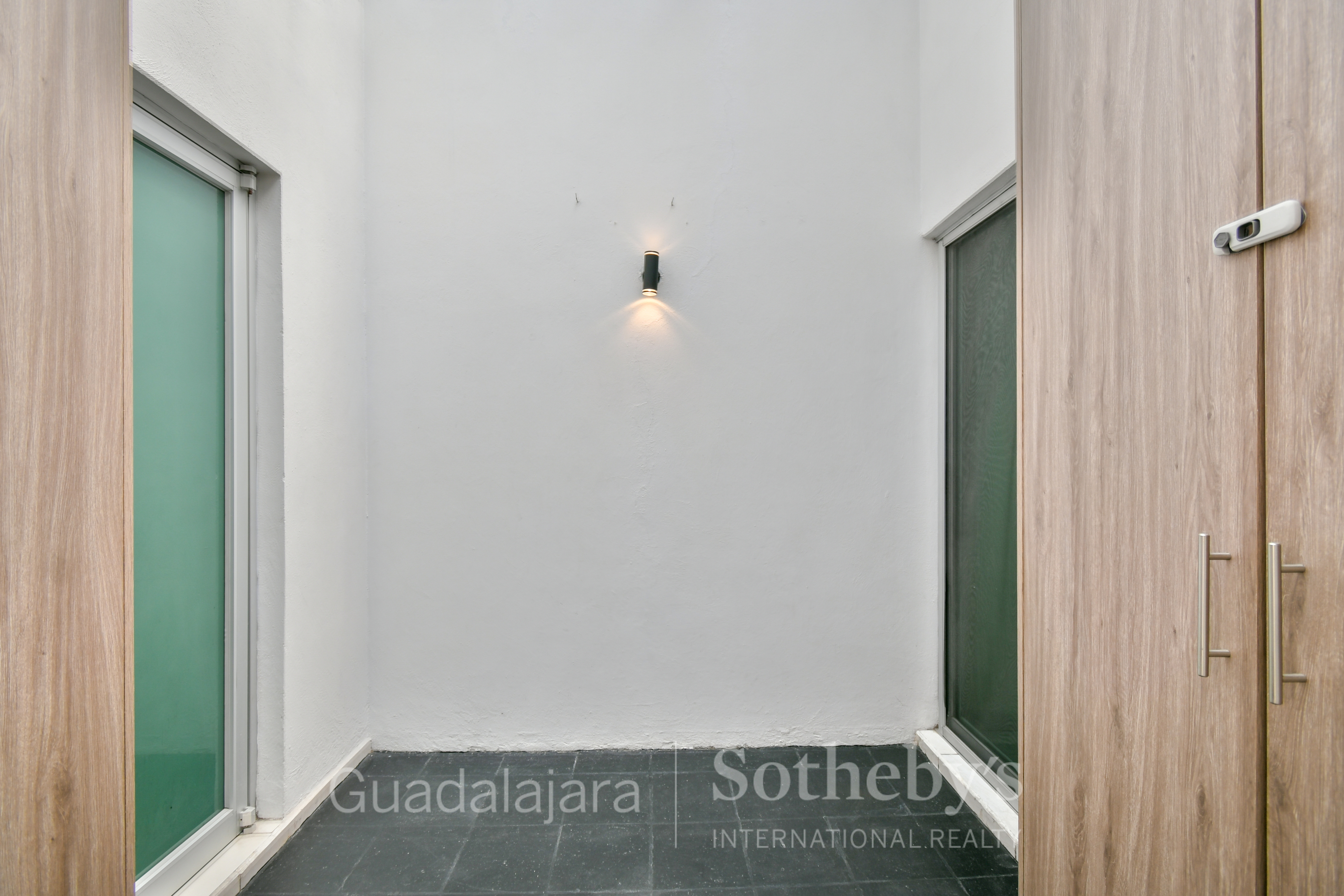  Casa duplex en condominio Puerta del Valle en venta - 物件實景