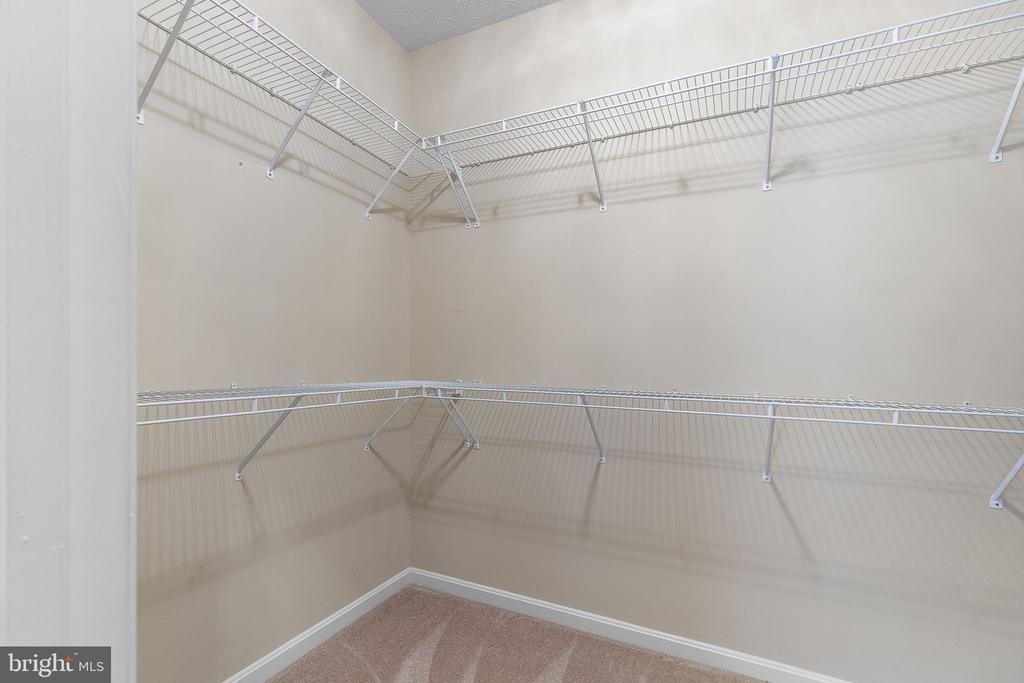 Fredericksburg, Virginia, 22401, United States, 5 Bedrooms Bedrooms, ,3 BathroomsBathrooms,Residential,For Sale,1920807