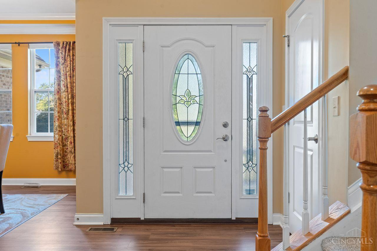 Hamilton Twp, Ohio, 45039, United States, 5 Bedrooms Bedrooms, ,4 BathroomsBathrooms,Residential,For Sale,1989607