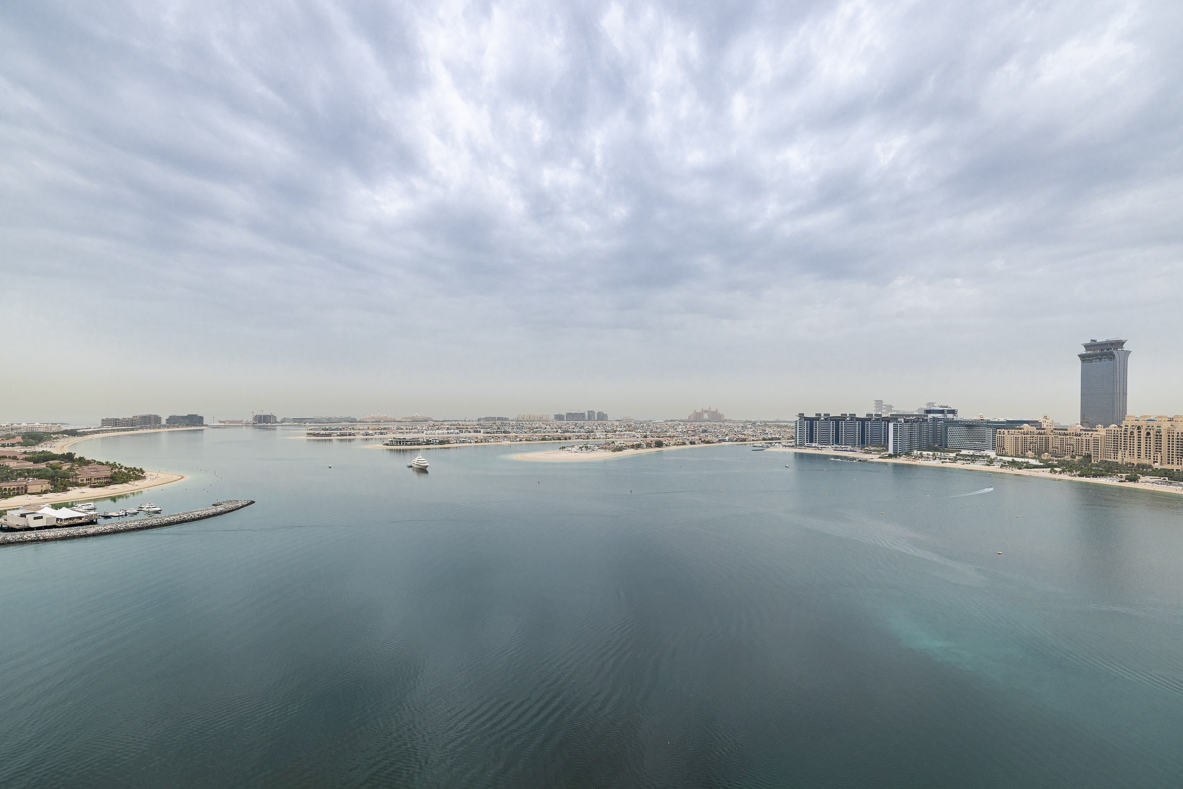  Turnkey Sea-facing Apartment on Emaar Beachfront - 物件實景