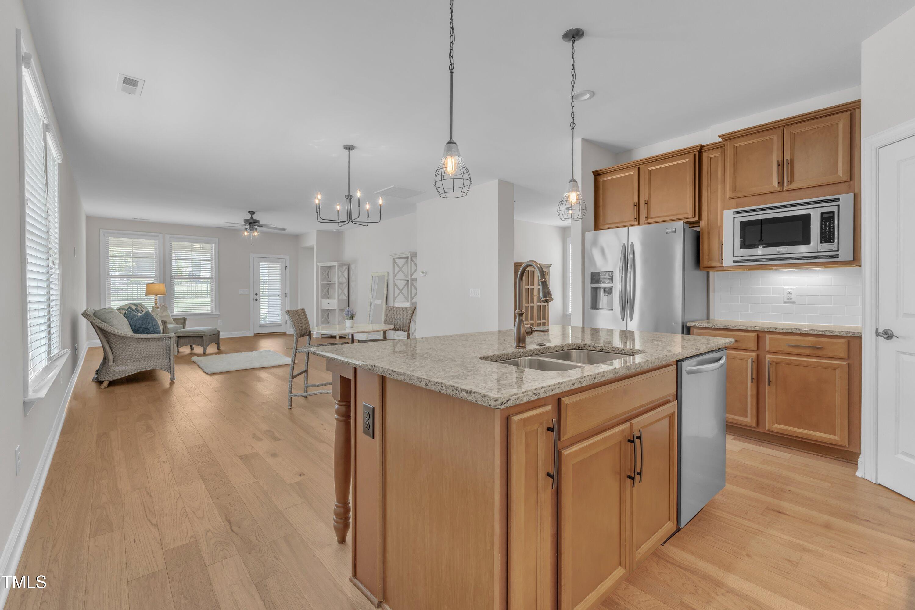 Durham, North Carolina, 27703, United States, 2 Bedrooms Bedrooms, ,2 BathroomsBathrooms,Residential,For Sale,1882419