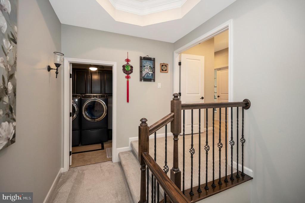 Fredericksburg, Virginia, 22406, United States, 5 Bedrooms Bedrooms, ,6 BathroomsBathrooms,Residential,For Sale,1981857