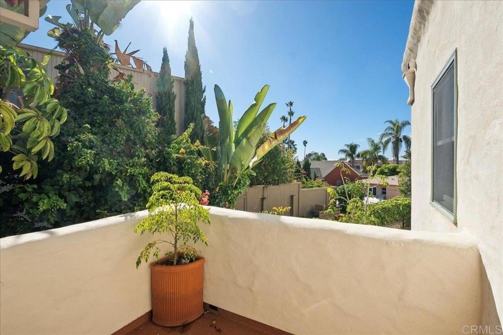 La Jolla, California, 92037, United States, 3 Bedrooms Bedrooms, ,3 BathroomsBathrooms,Residential,For Sale,1997509