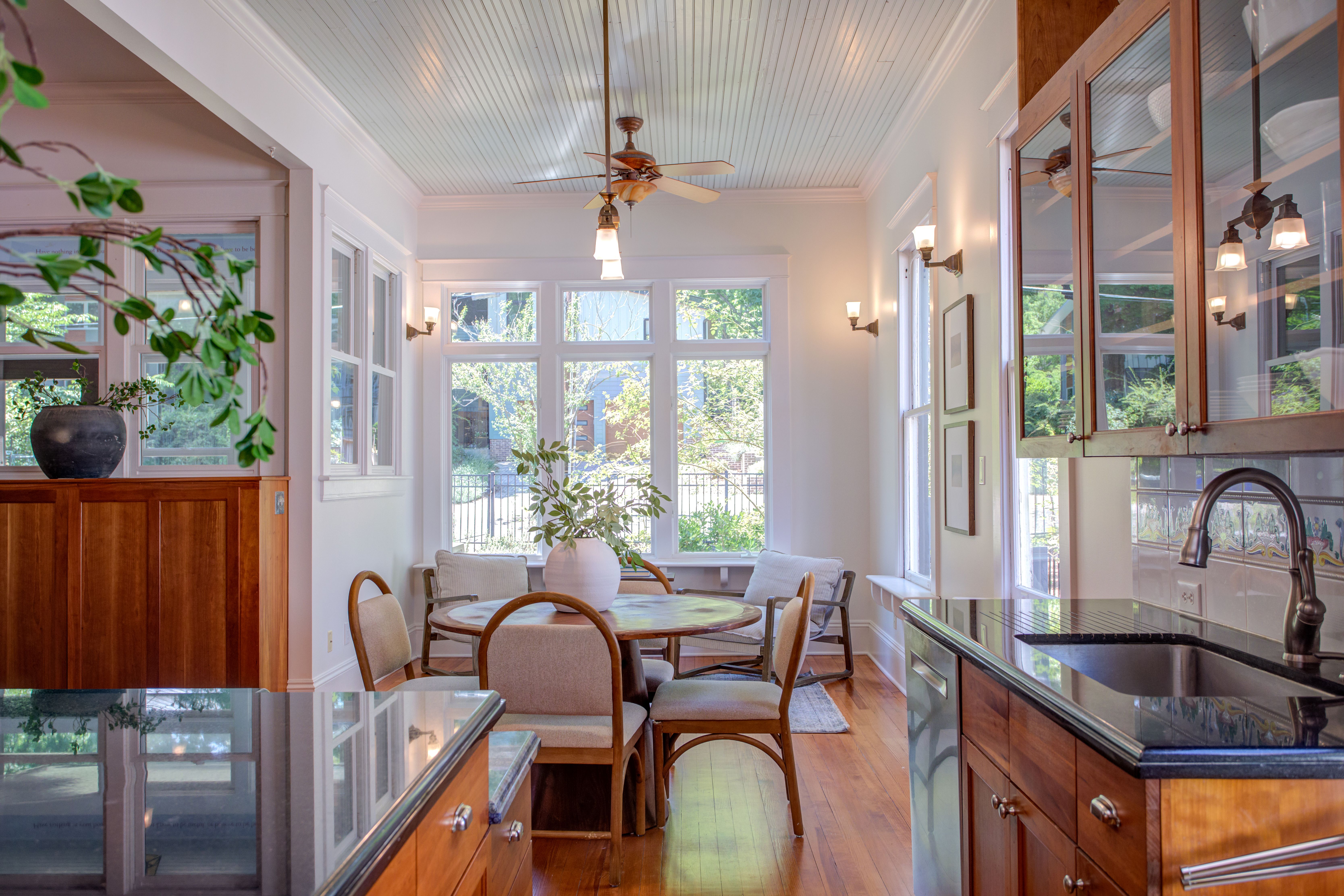  127 Forest Road, Raleigh, NC, 27605 - 物件實景