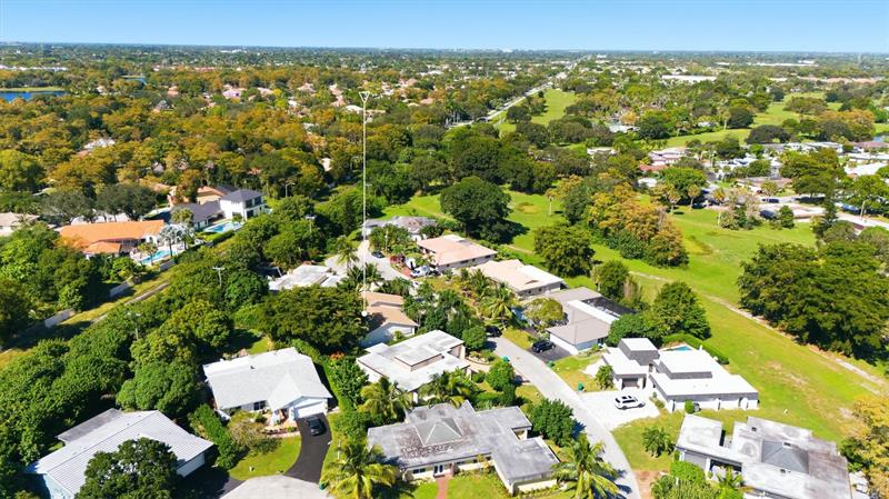 Tamarac, Florida, 33319, United States, 3 Bedrooms Bedrooms, ,2 BathroomsBathrooms,Residential,For Sale,1989471