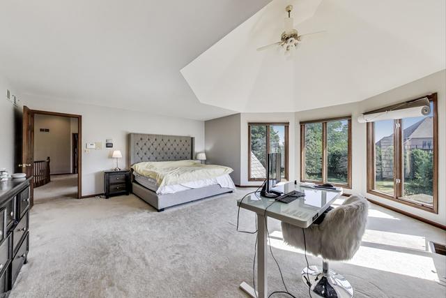 Barrington, Illinois, 60010, United States, 5 Bedrooms Bedrooms, ,6 BathroomsBathrooms,Residential,For Sale,2048661