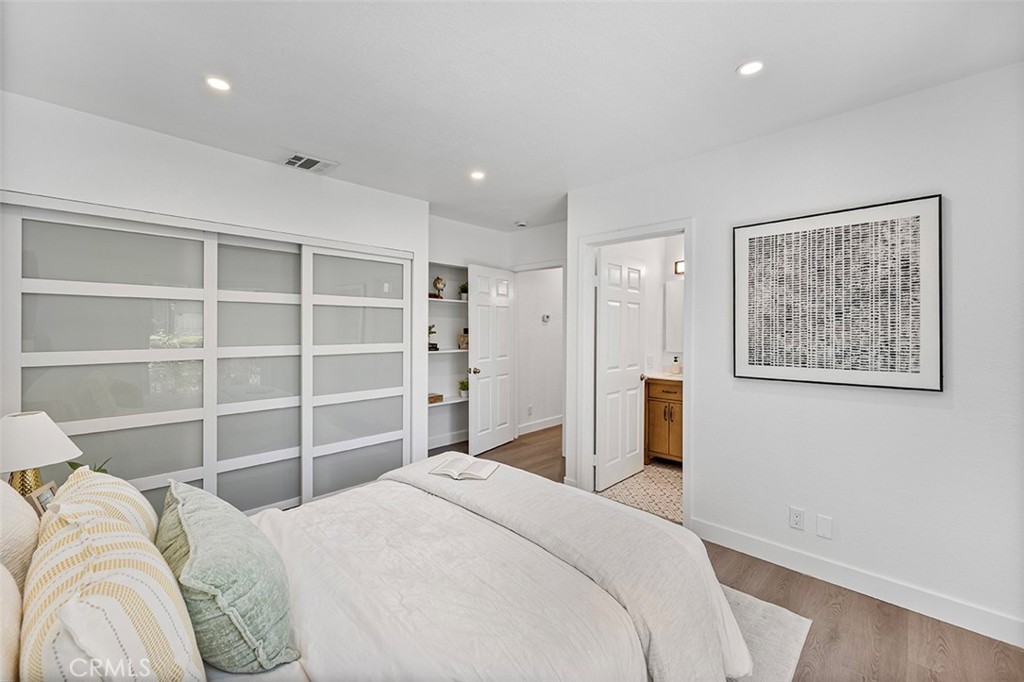 Pasadena, California, 91106, United States, 2 Bedrooms Bedrooms, ,2 BathroomsBathrooms,Residential,For Sale,1904440