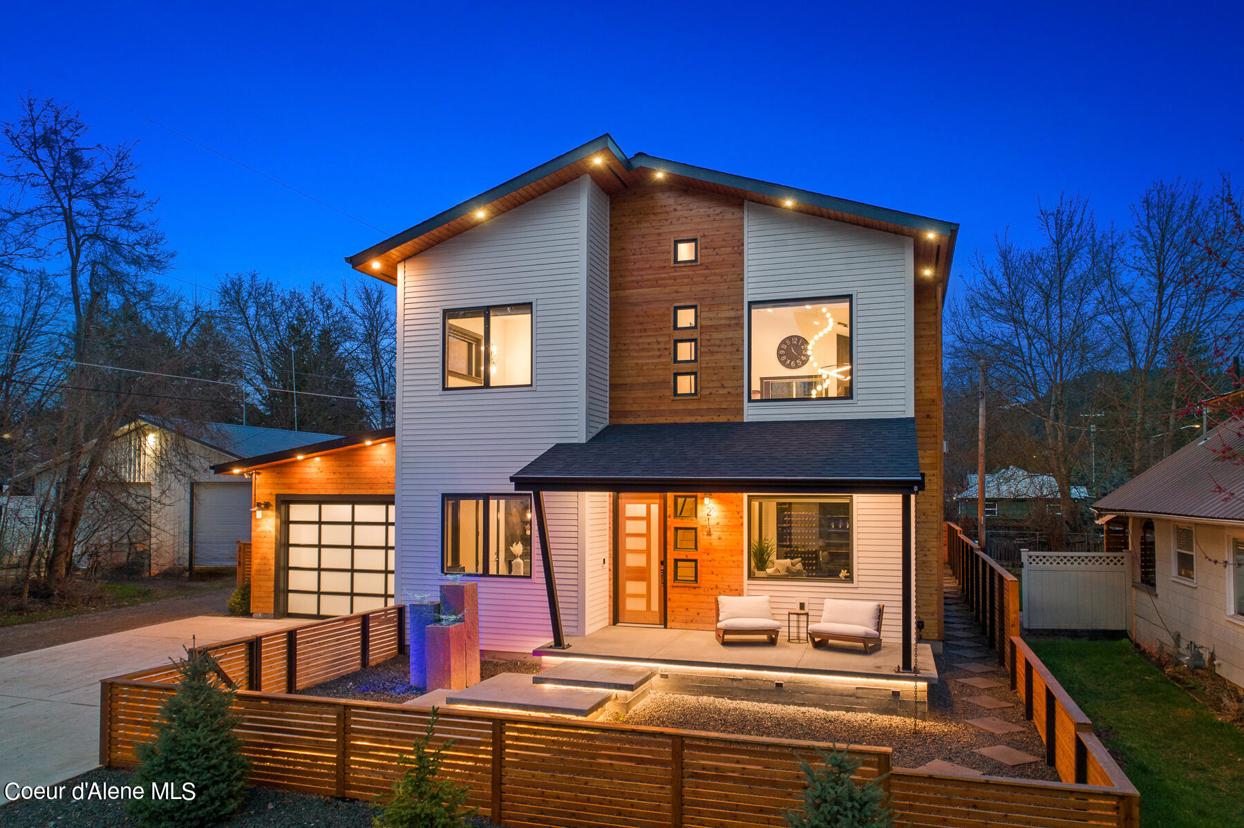 Coeur d'Alene, Idaho, 83814, United States, 4 Bedrooms Bedrooms, ,1 BathroomBathrooms,Residential,For Sale,1975946