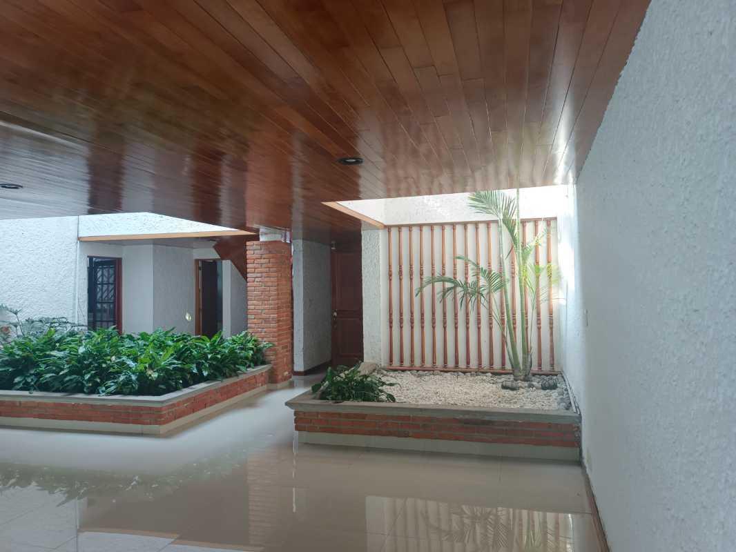 Bosques de Moctezuma, Huixquilucan, Estado de México, 52784, Mexico, 3 Bedrooms Bedrooms, ,5 BathroomsBathrooms,Residential,For Sale,Bosques de Moctezuma,1442353