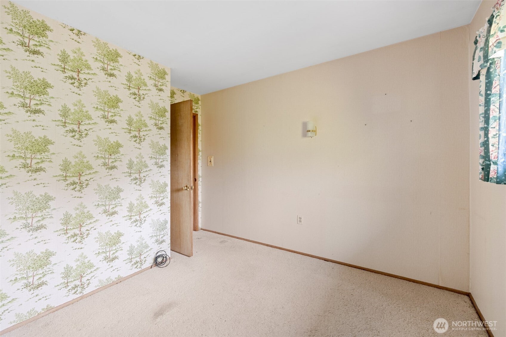 Sequim, Washington, 98382, United States, 3 Bedrooms Bedrooms, ,2 BathroomsBathrooms,Residential,For Sale,1984397