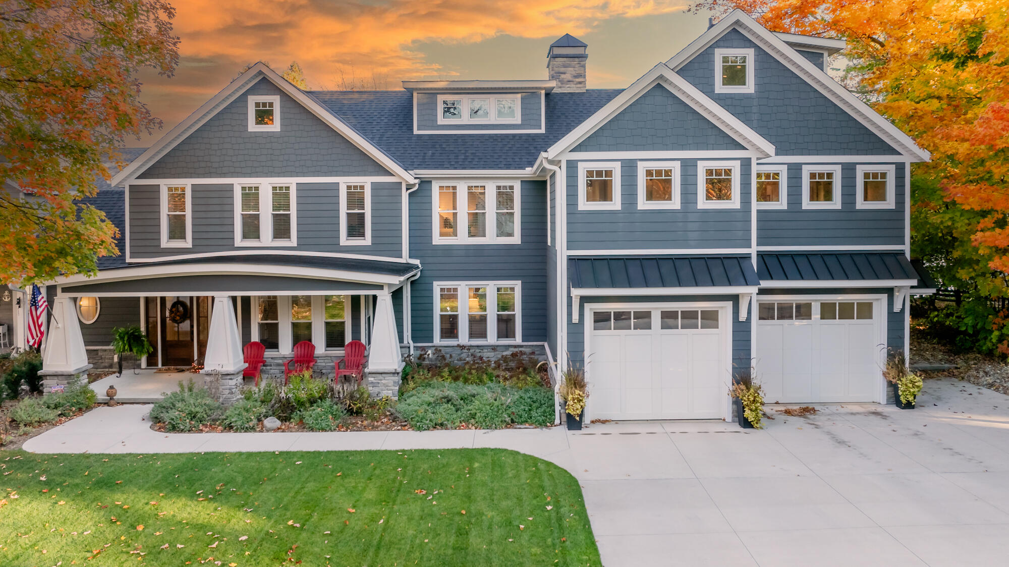 Coloma, Michigan, 49038, United States, 4 Bedrooms Bedrooms, ,6 BathroomsBathrooms,Residential,For Sale,1822414