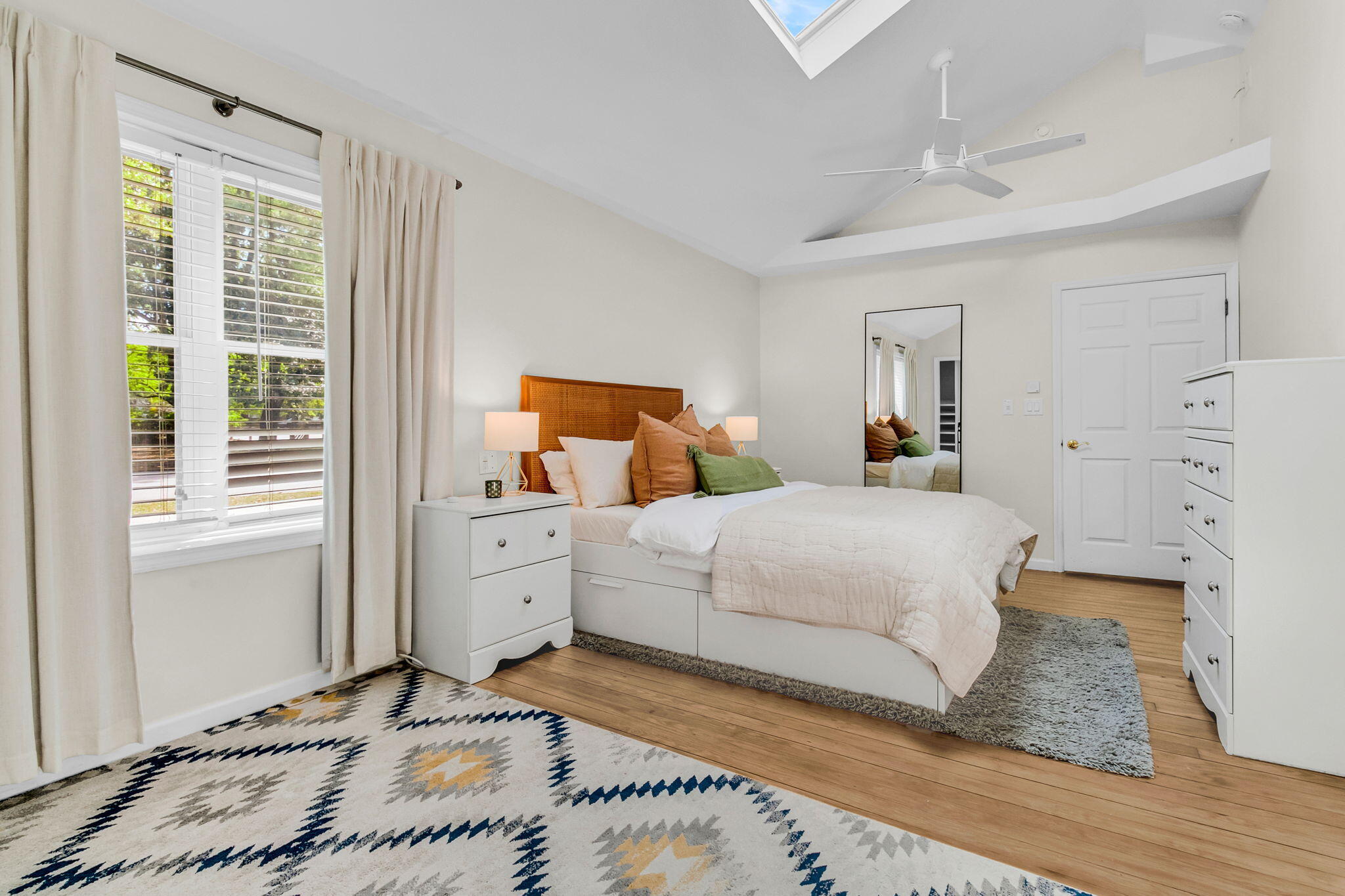 North Charleston, South Carolina, 29405, United States, 2 Bedrooms Bedrooms, ,2 BathroomsBathrooms,Residential,For Sale,2048289