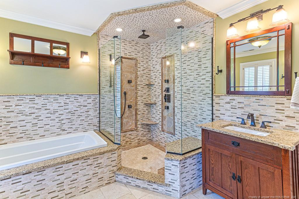 Fayetteville, North Carolina, 28303, United States, 4 Bedrooms Bedrooms, ,4 BathroomsBathrooms,Residential,For Sale,1912037