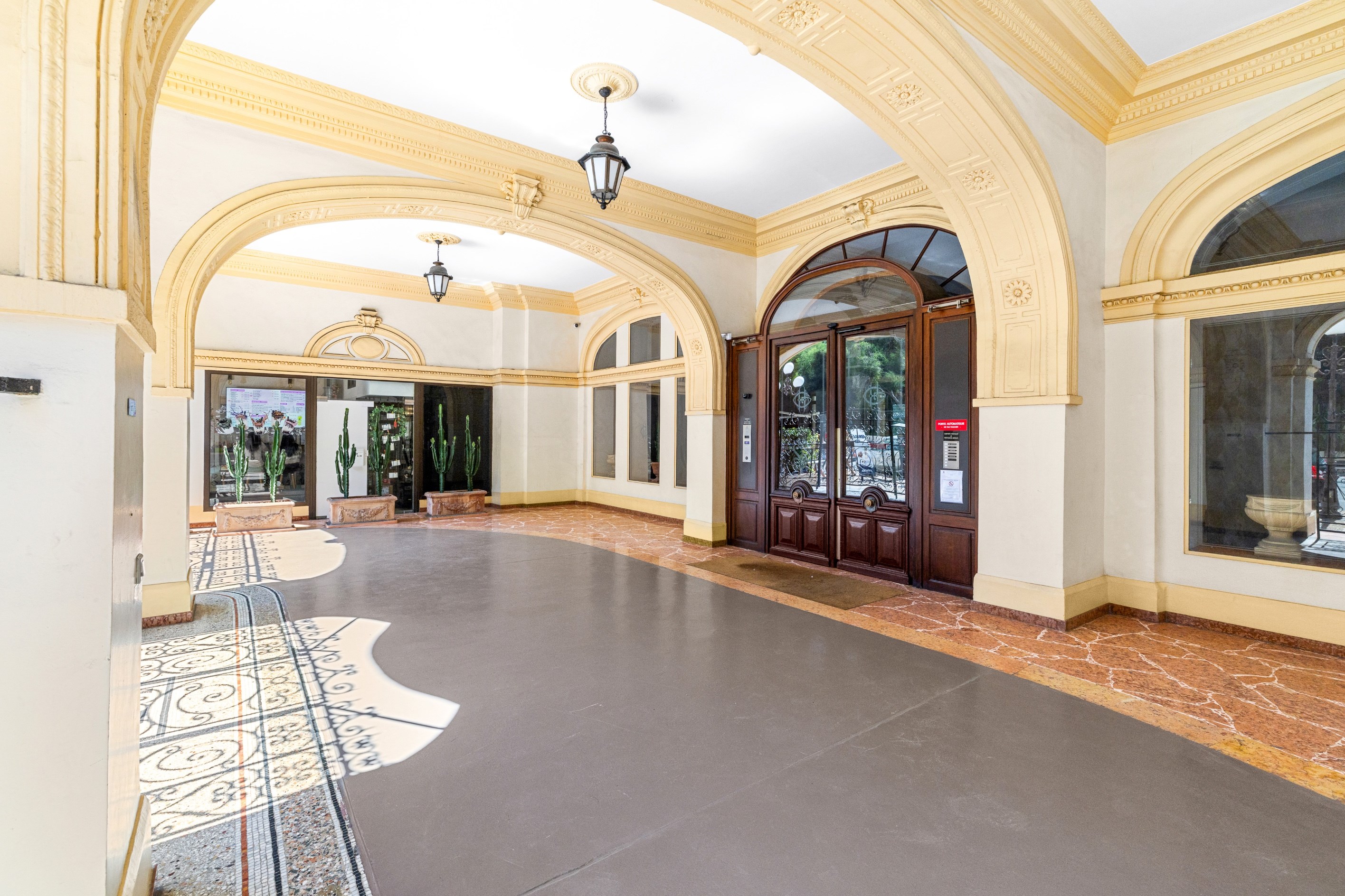 Nice Coulée Verte, Grand Hôtel : renovated 3-bedroom apartment with terrace - 物件實景