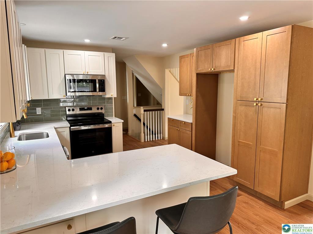 Washington Twp, Pennsylvania, 18080, United States, 3 Bedrooms Bedrooms, ,3 BathroomsBathrooms,Residential,For Sale,1984610