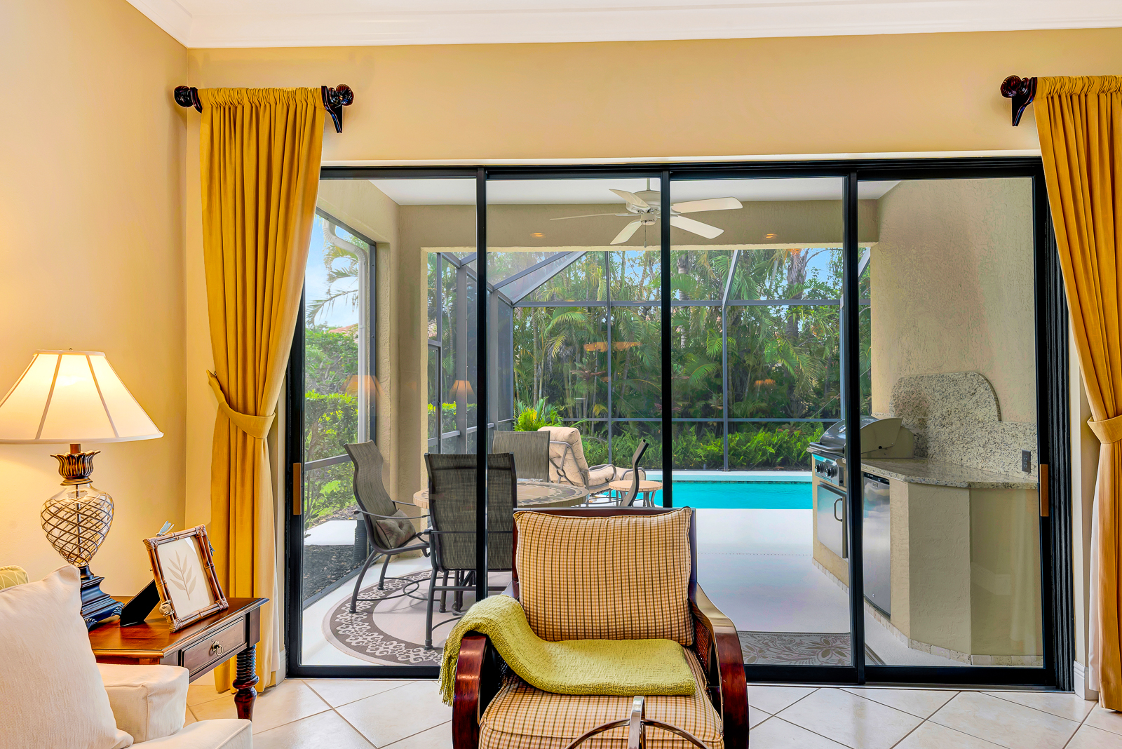 Lakewood, Florida, 34202, United States, 2 Bedrooms Bedrooms, ,2 BathroomsBathrooms,Residential,For Sale,1974879