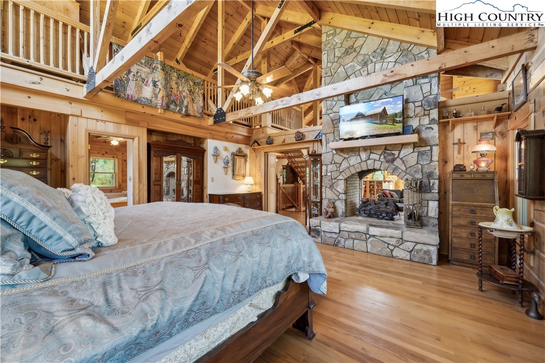 Grassy Creek, North Carolina, 28631, United States, 3 Bedrooms Bedrooms, ,4 BathroomsBathrooms,Residential,For Sale,1991857