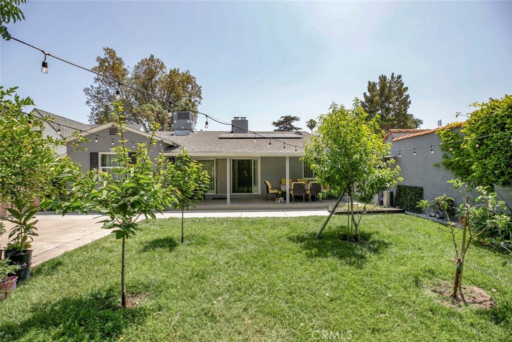Van Nuys, California, 91406, United States, 3 Bedrooms Bedrooms, ,2 BathroomsBathrooms,Residential,For Sale,1940883