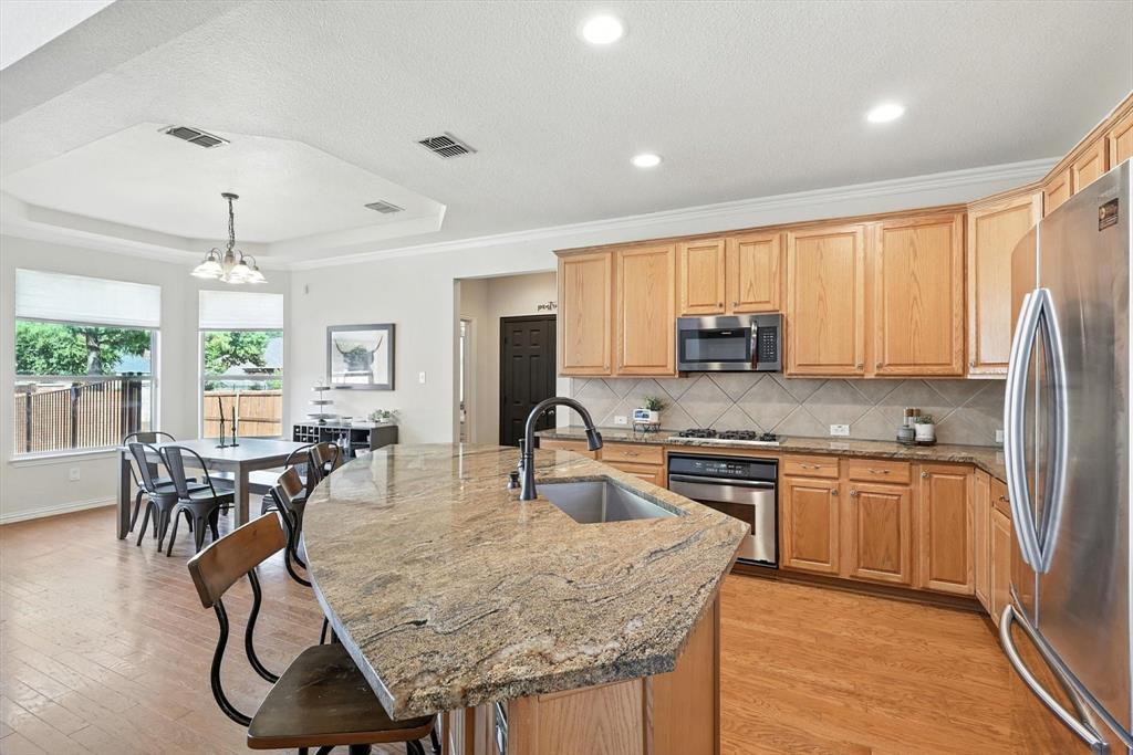 Grand Prairie, Texas, 75054, United States, 4 Bedrooms Bedrooms, ,4 BathroomsBathrooms,Residential,For Sale,1925878