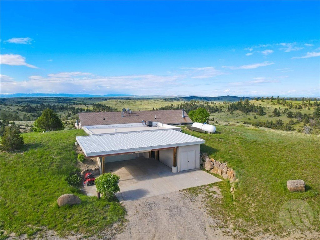 Billings, Montana, 59101, United States, 5 Bedrooms Bedrooms, ,4 BathroomsBathrooms,Residential,For Sale,1810599