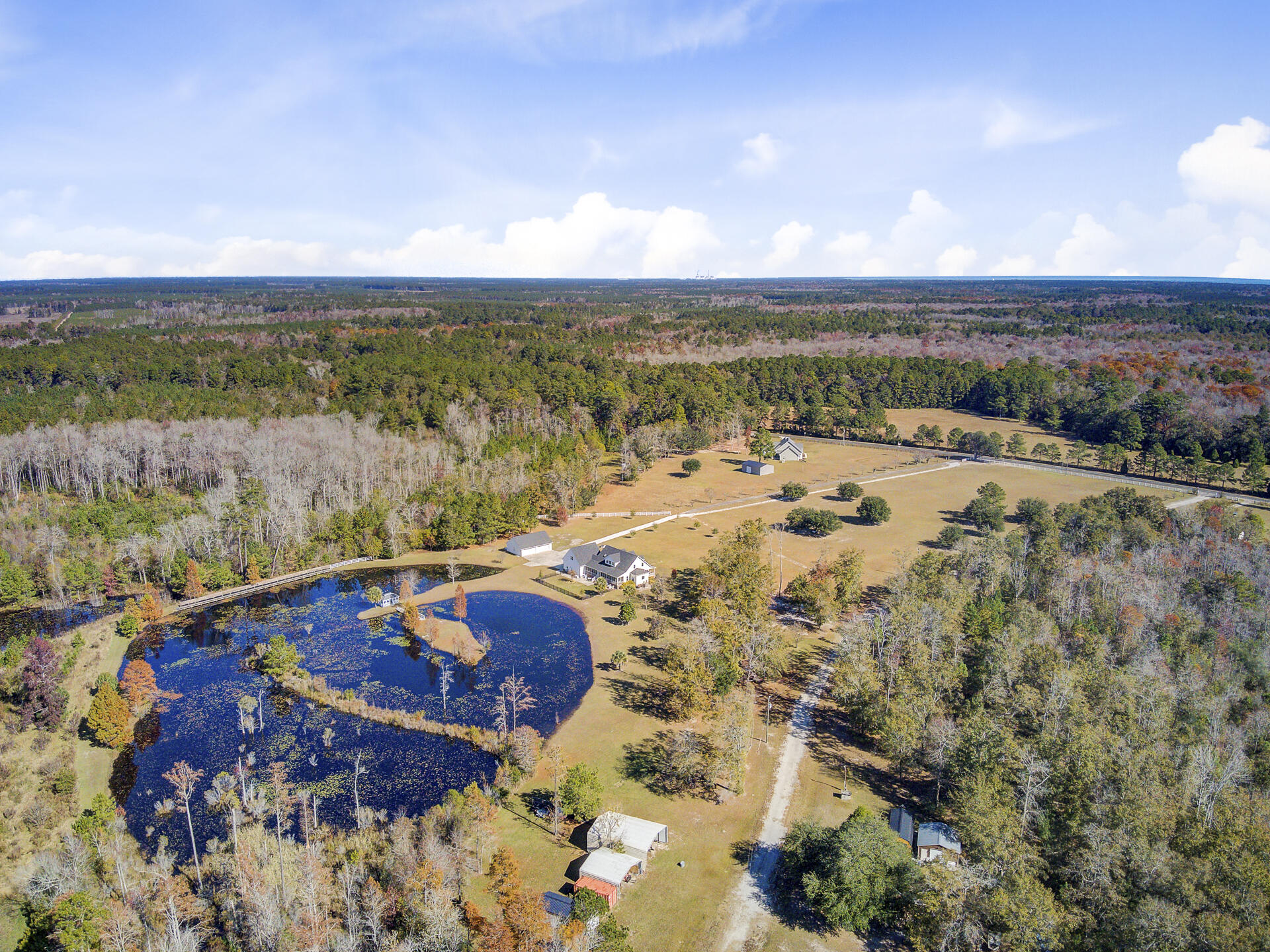 Cross, South Carolina, 29436, United States, 4 Bedrooms Bedrooms, ,3 BathroomsBathrooms,Residential,For Sale,1992832