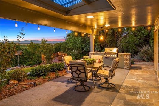 Caldwell, Idaho, 83605, United States, 2 Bedrooms Bedrooms, ,3 BathroomsBathrooms,Residential,For Sale,1979980