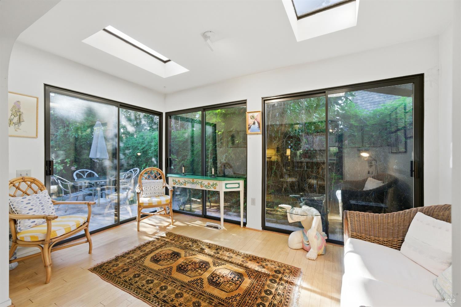 Sonoma, California, 95476, United States, 2 Bedrooms Bedrooms, ,2 BathroomsBathrooms,Residential,For Sale,2001953