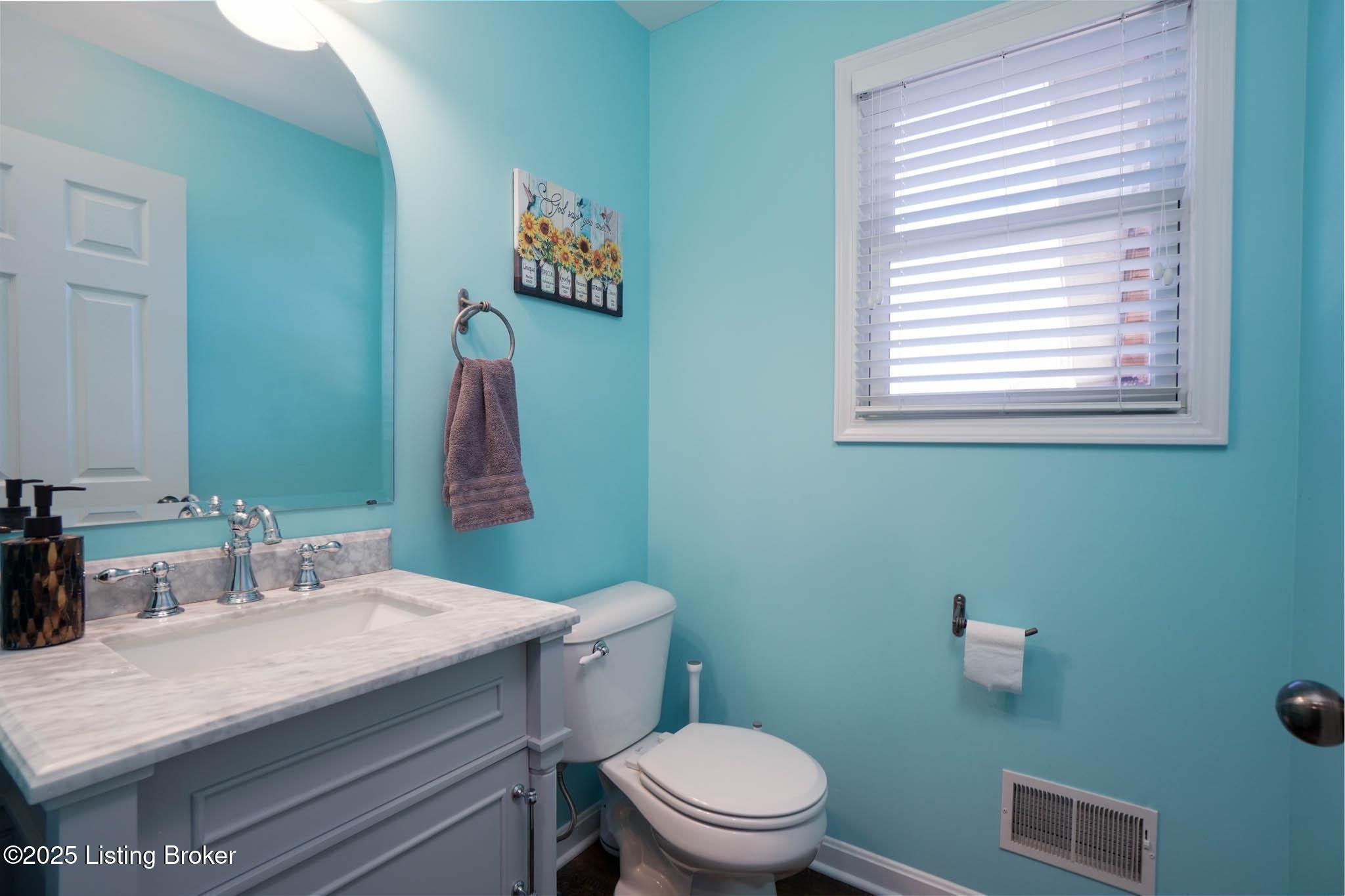 Louisville, Kentucky, 40299, United States, 3 Bedrooms Bedrooms, ,4 BathroomsBathrooms,Residential,For Sale,2000684