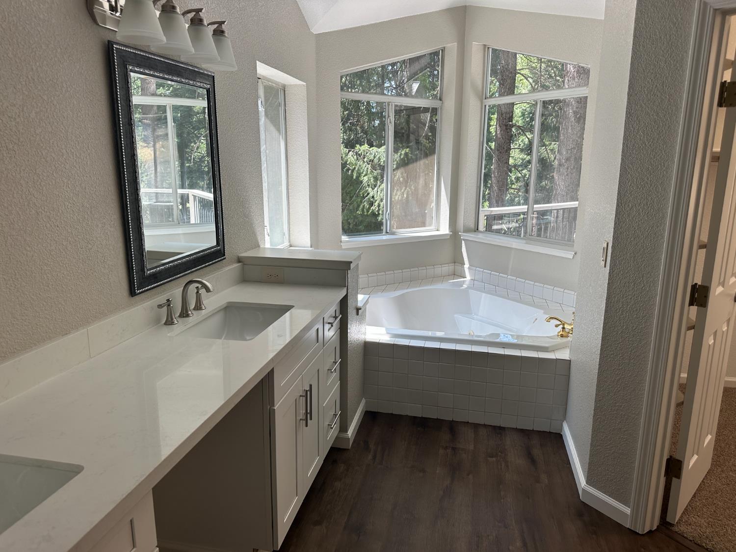 Pollock Pines, California, 95726, United States, 3 Bedrooms Bedrooms, ,3 BathroomsBathrooms,Residential,For Sale,1976360