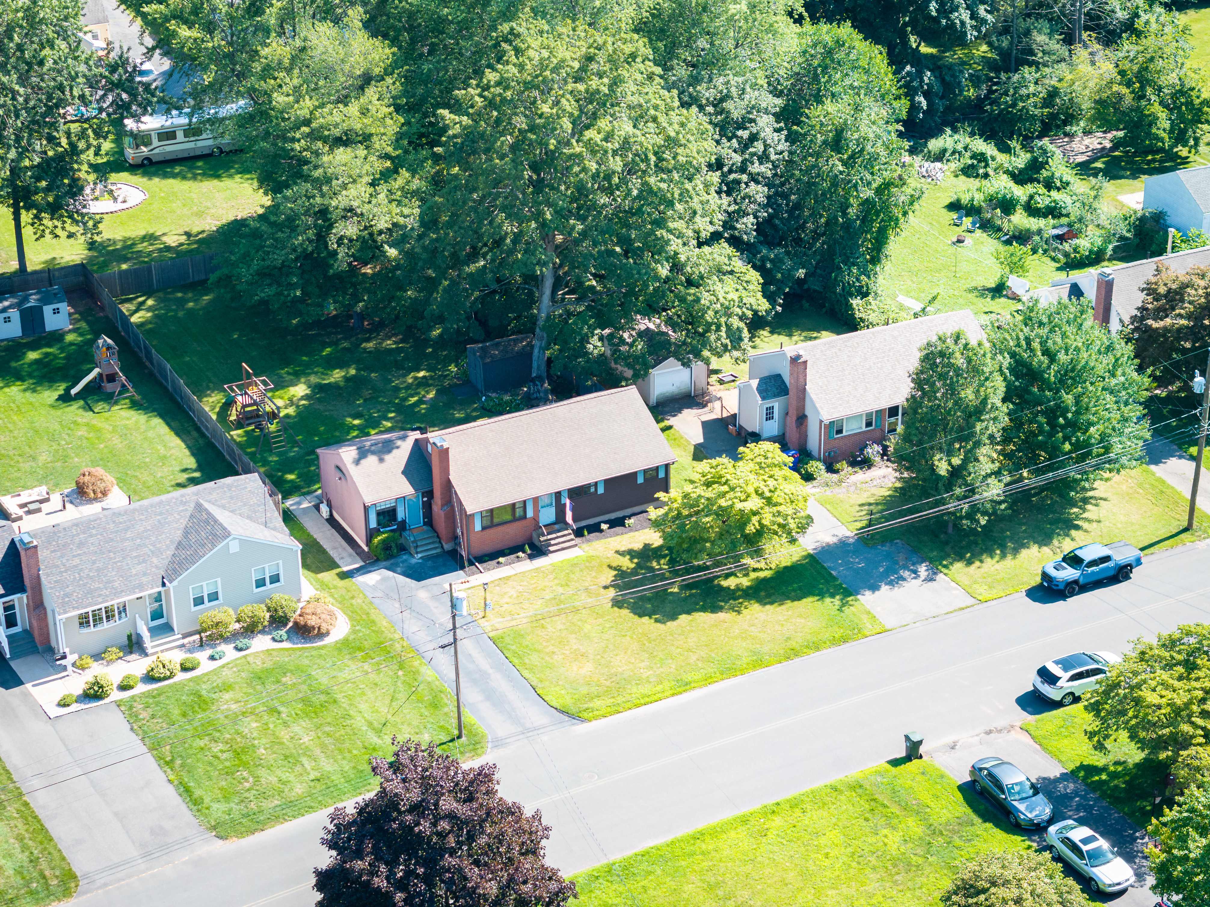  Fully modernized 3-bedroom ranch in a quiet, beautiful neighborhood. - 物件實景