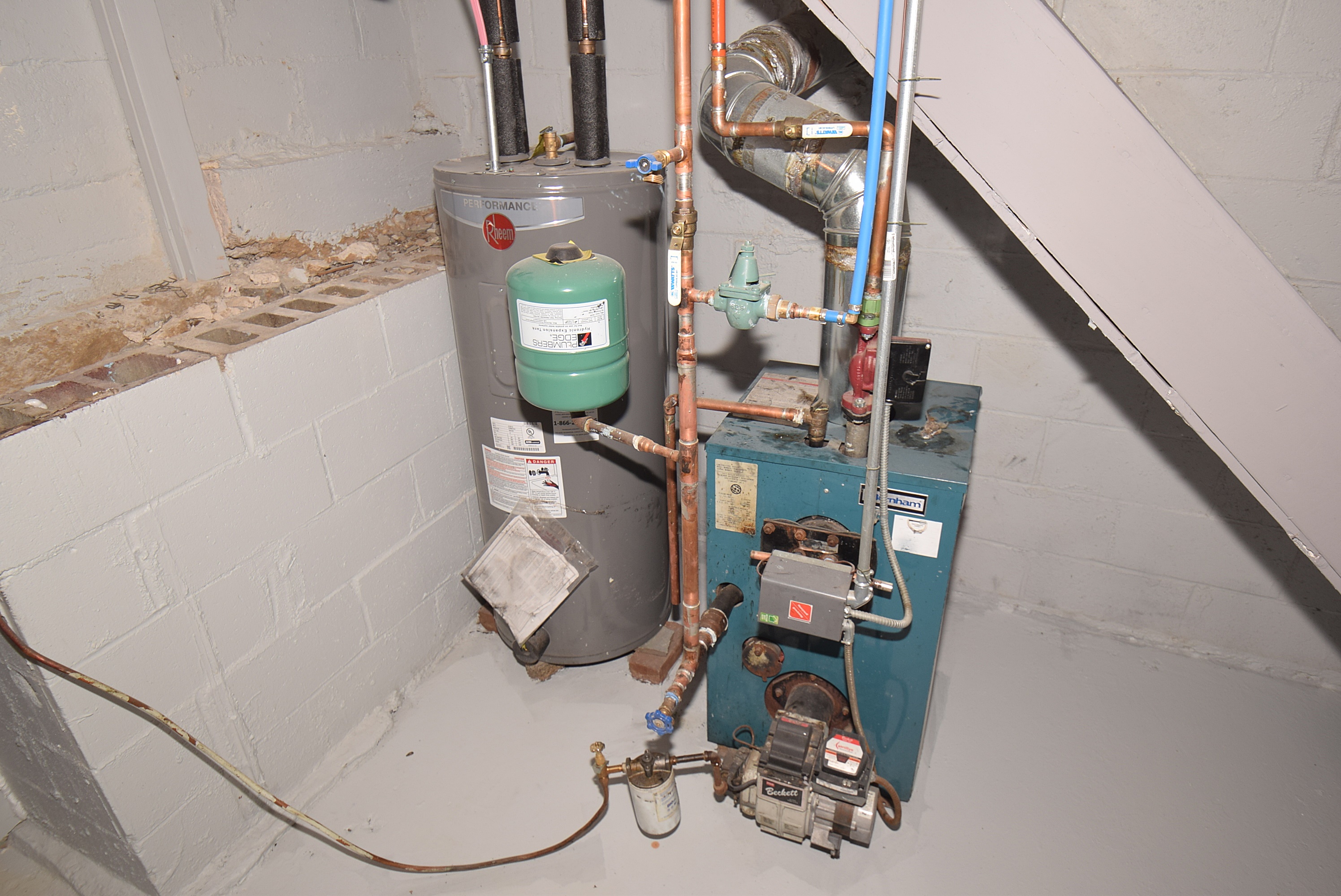 Islip Terrace, New York, 11752, United States, 3 Bedrooms Bedrooms, ,1 BathroomBathrooms,Residential,For Sale,2001528