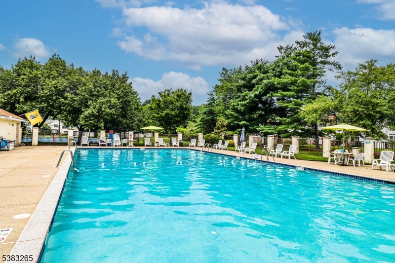 Sayreville Boro, New Jersey, 08859, United States, 2 Bedrooms Bedrooms, ,3 BathroomsBathrooms,Residential,For Sale,1962981