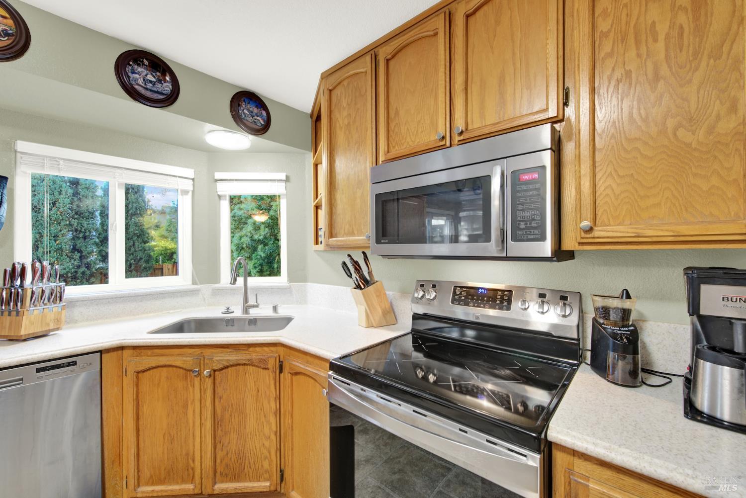 Fairfield, California, 94533, United States, 4 Bedrooms Bedrooms, ,3 BathroomsBathrooms,Residential,For Sale,1988376