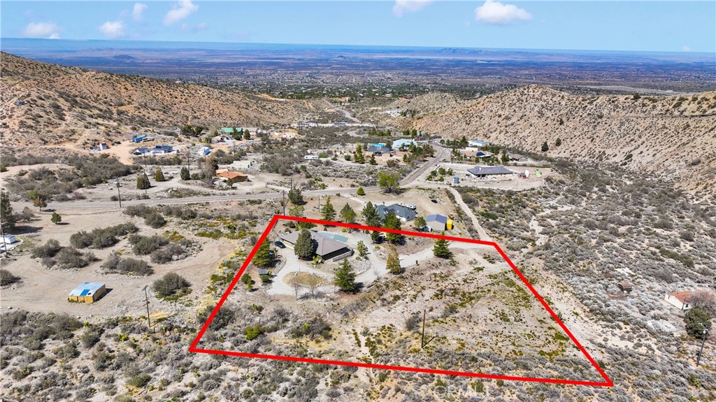 Pinon Hills, California, 92372, United States, 3 Bedrooms Bedrooms, ,2 BathroomsBathrooms,Residential,For Sale,2010420