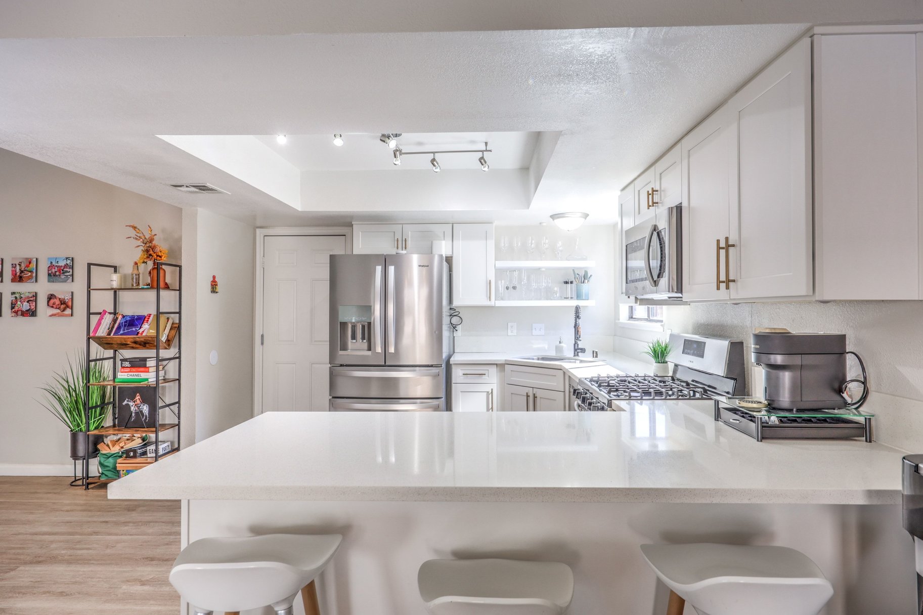  Beautifully Renovated Single-Story Home - 物件實景