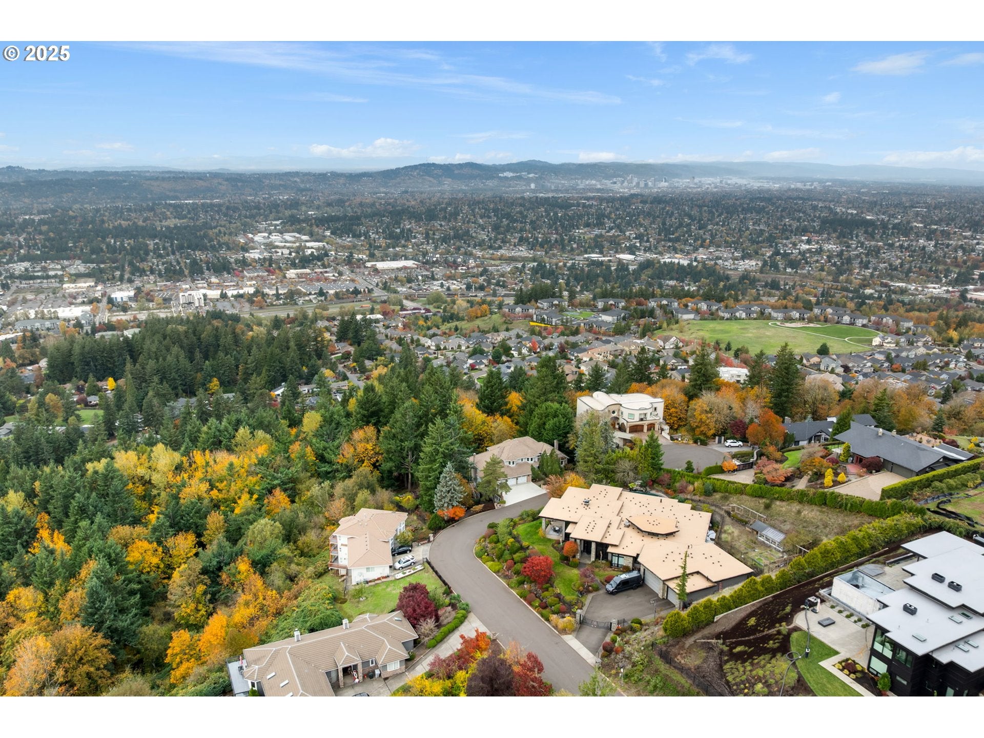 Happy Valley, Oregon, 97086, United States, 3 Bedrooms Bedrooms, ,4 BathroomsBathrooms,Residential,For Sale,1990937