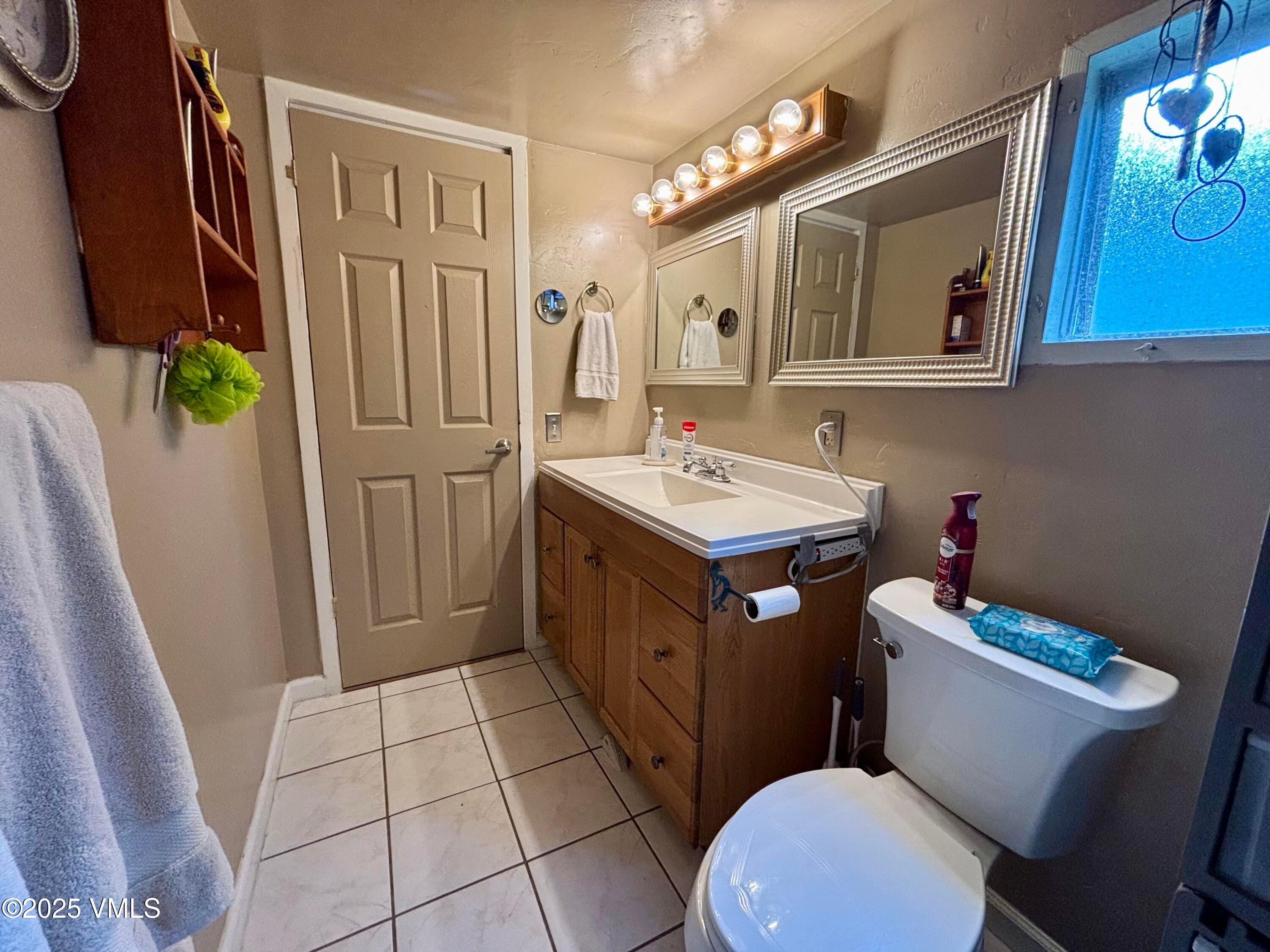 Gypsum, Colorado, 81637, United States, 3 Bedrooms Bedrooms, ,2 BathroomsBathrooms,Residential,For Sale,1986090