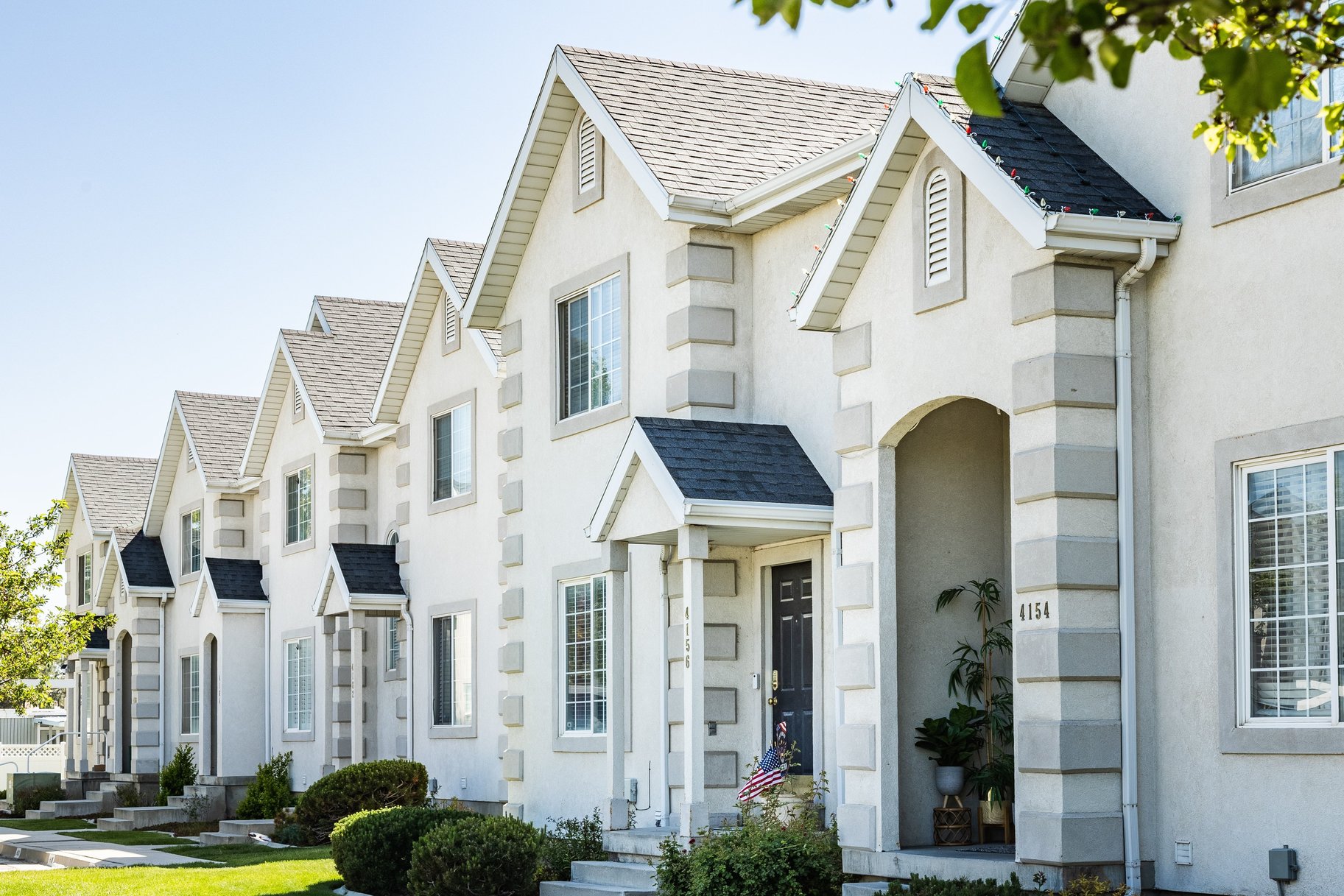  Your Perfect Townhome: Spacious Layout, Finished Basement & Relaxing Back Patio - 物件實景