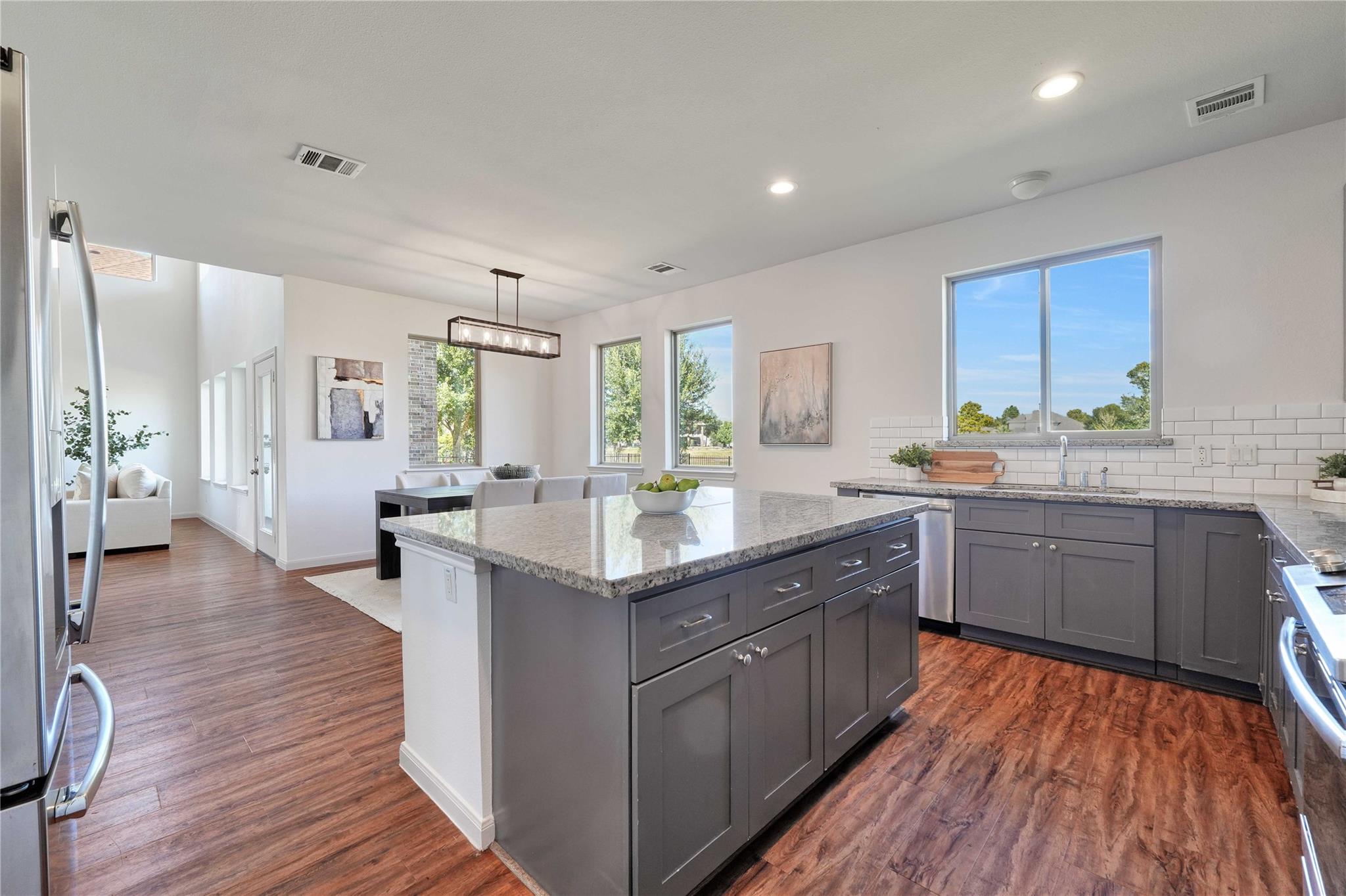 Richmond, Texas, 77407, United States, 5 Bedrooms Bedrooms, ,5 BathroomsBathrooms,Residential,For Sale,1975951