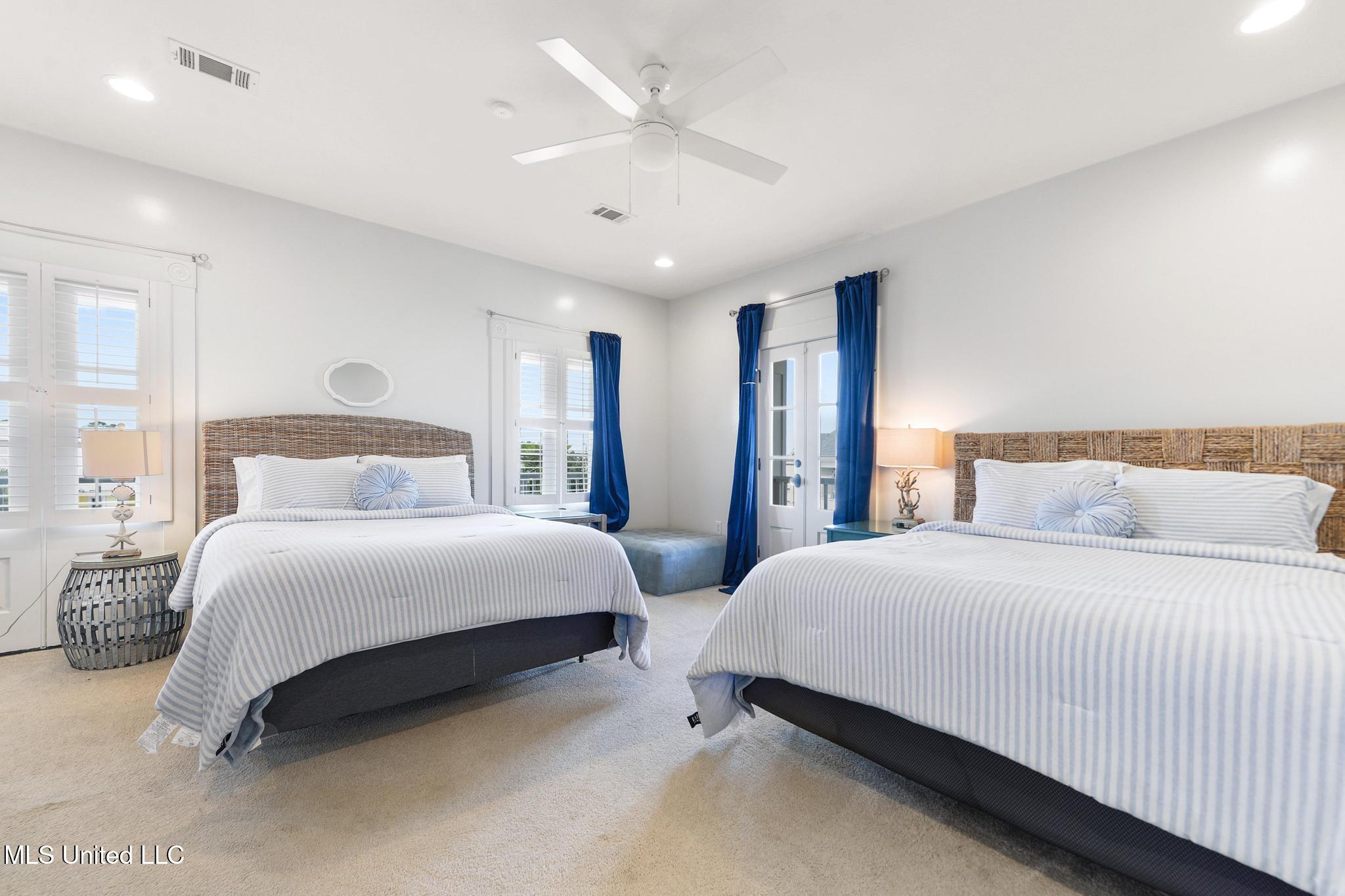 Pass Christian, Mississippi, 39571, United States, 5 Bedrooms Bedrooms, ,7 BathroomsBathrooms,Residential,For Sale,1989157