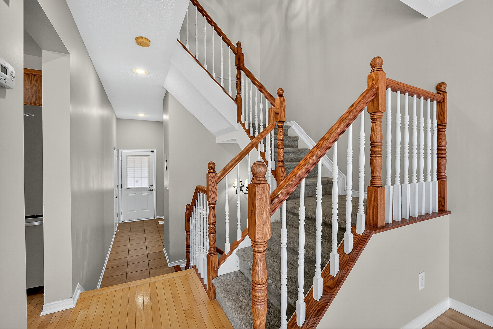 Ottawa, Ontario, K2W1E1, CA, 3 Bedrooms Bedrooms, ,3 BathroomsBathrooms,Residential,For Sale,1995671