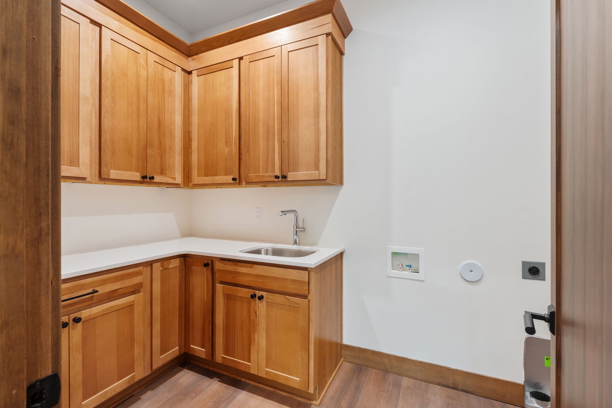 Sandpoint, Idaho, 83864, United States, 3 Bedrooms Bedrooms, ,3 BathroomsBathrooms,Residential,For Sale,1981039