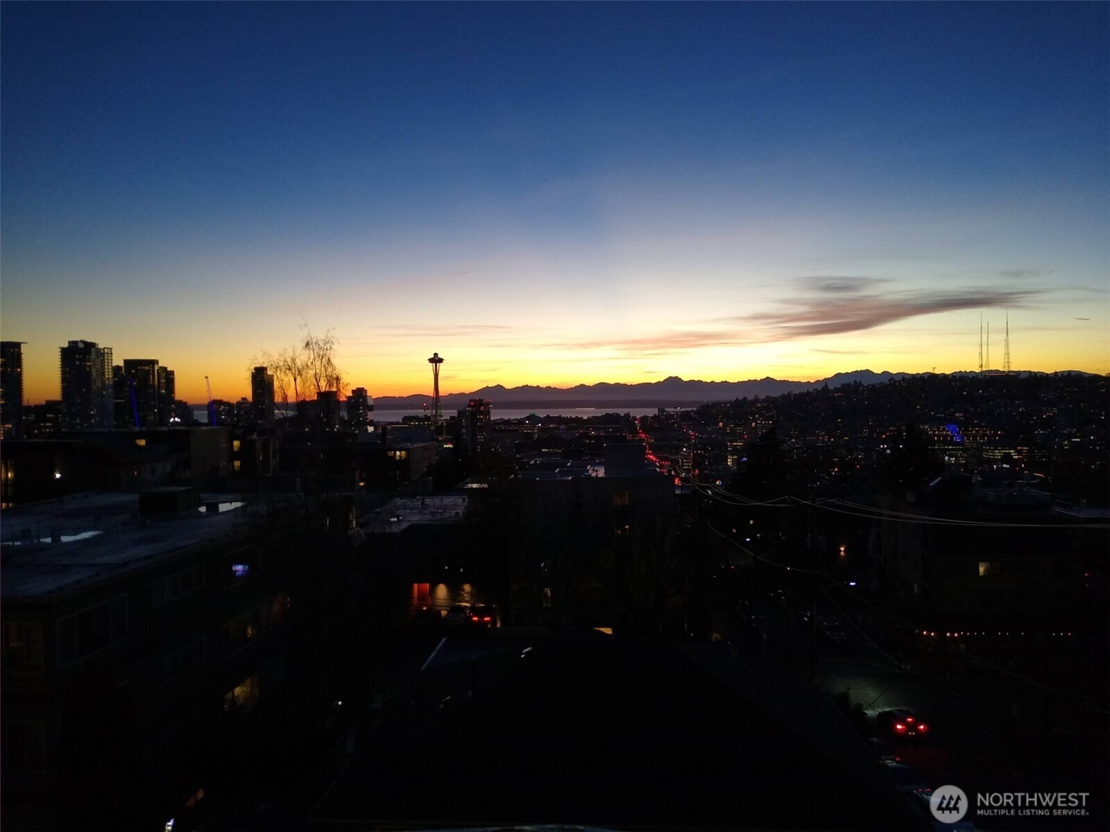 Seattle, Washington, 98102, United States, 2 Bedrooms Bedrooms, ,1 BathroomBathrooms,Residential,For Sale,1973111