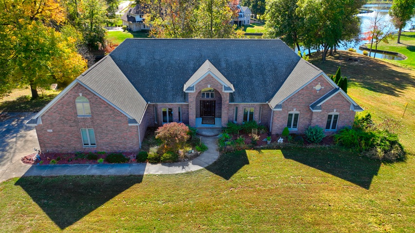 Terre Haute, Indiana, 47802, United States, 3 Bedrooms Bedrooms, ,4 BathroomsBathrooms,Residential,For Sale,1976424