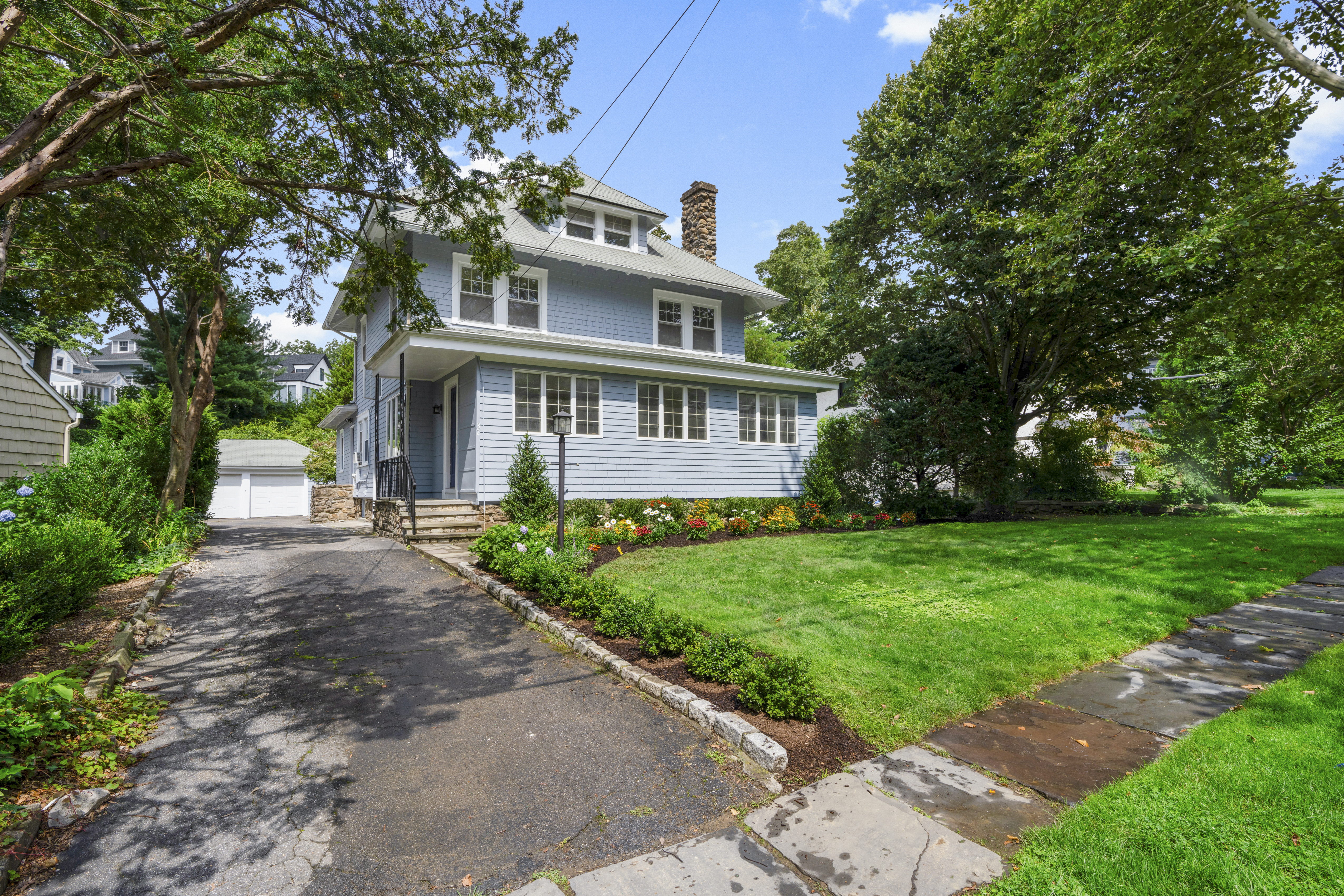  Charming Larchmont Village Colonial - 物件實景