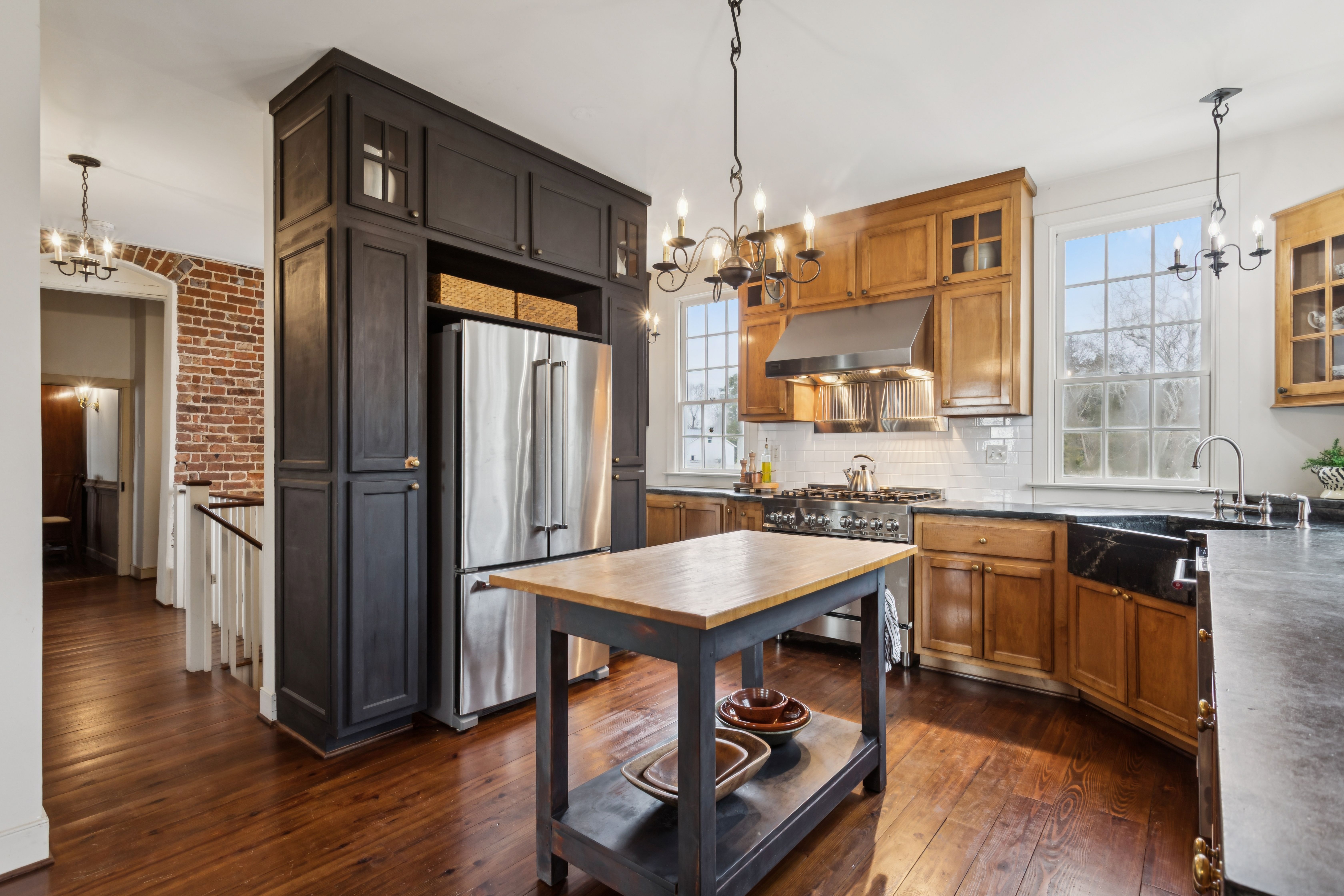  1685 Sweet Hall Road, West Point, VA 23181 - 物件實景