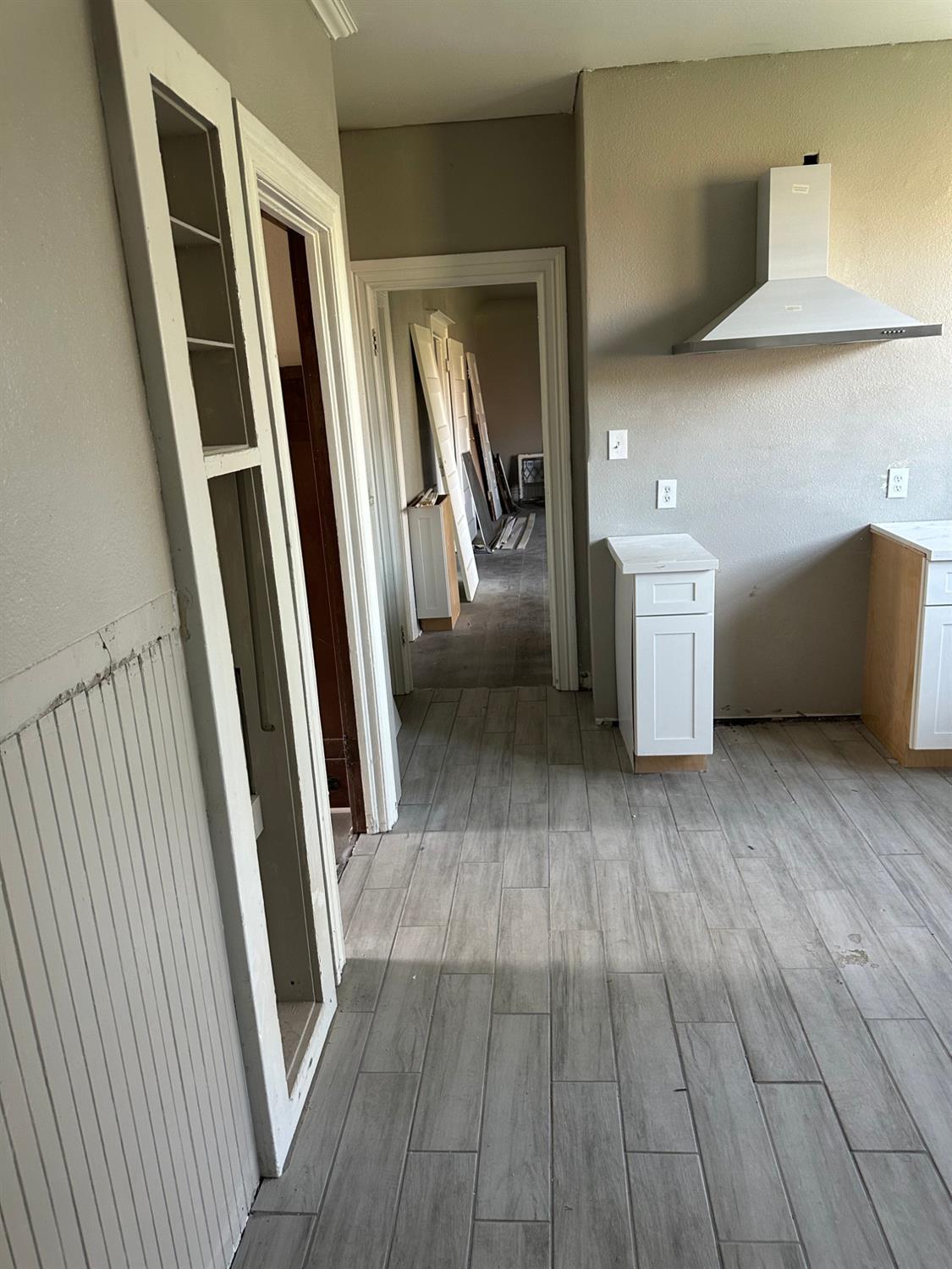 Walnut Grove, California, 95690, United States, 6 Bedrooms Bedrooms, ,4 BathroomsBathrooms,Residential,For Sale,2048836