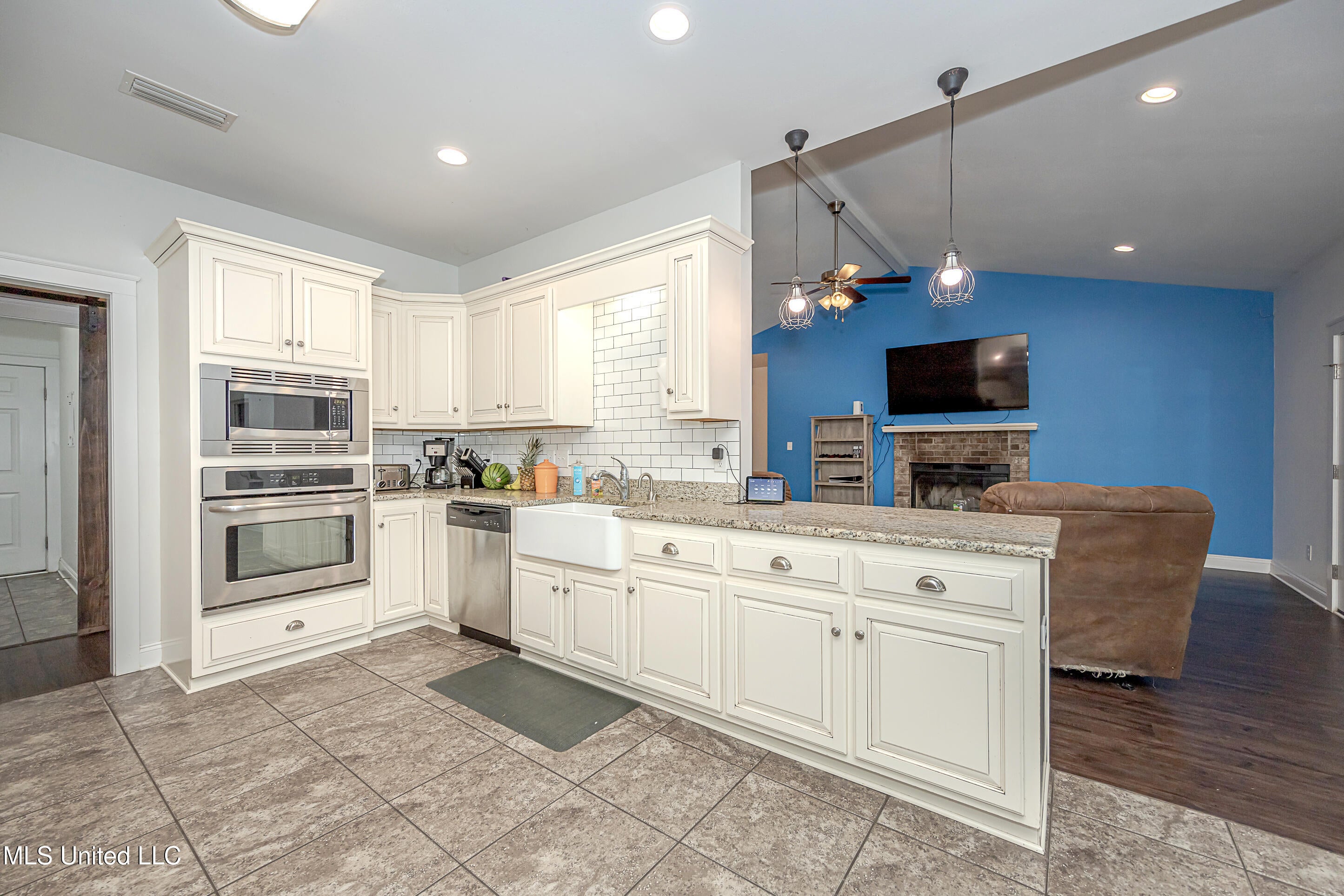 Vancleave, Mississippi, 39565, United States, 4 Bedrooms Bedrooms, ,2 BathroomsBathrooms,Residential,For Sale,1927401